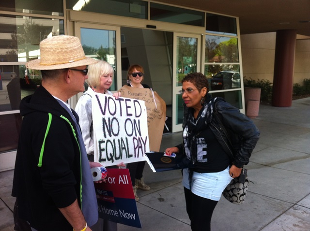 Dot DeLeon reports in Conference attendee Dot DeLeon talks to agitators