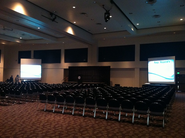Main Room (empty) Main Room (empty)