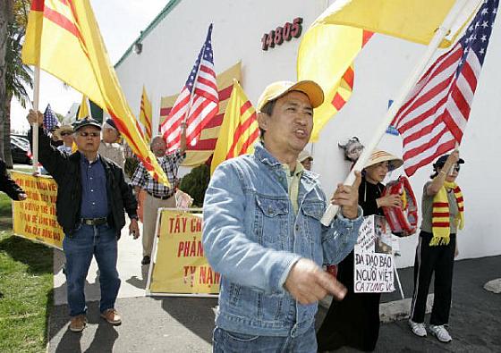 (Picture Courtesy of the O.C. Register) There is an interesting article in the L.A. Times about how Vietnamese Americans are suing those who allege that they are communists.  These allegations […]