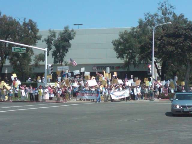 Supporters of health care reform showed up in big numbers yesterday at Congressman John Campbell’s Newport Beach office. Also, “While opponents were outnumbered by roughly 3-1, about 100 foes of […]