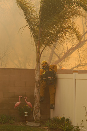 Freeway Complex Fire Picture, Courtesy of the OC Fire Authority November 11, 2009 For Immediate Release RED FLAGS TO FLY DURING HIGH FIRE DANGER IN ORANGE COUNTY – PRESS CONFERENCE […]