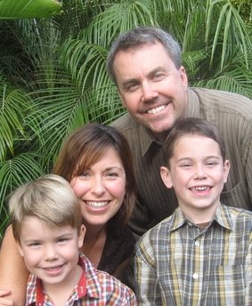 Bruce Peotter and his family want to raise money for mission work by playing golf! Our friend Bruce Peotter, who is a local attorney and Republican activist, is looking for […]